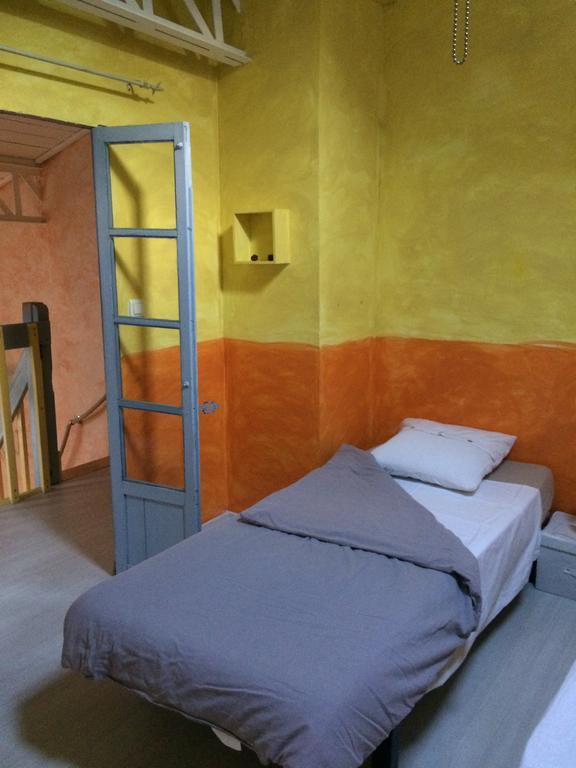 Duplex Avec Terrasse Tropezienne Lägenhet Pézenas Exteriör bild